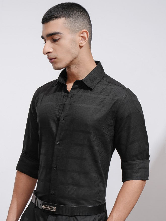 Highlander Men Black Textured Slim Fit Casual Shirt - Black - Image 4