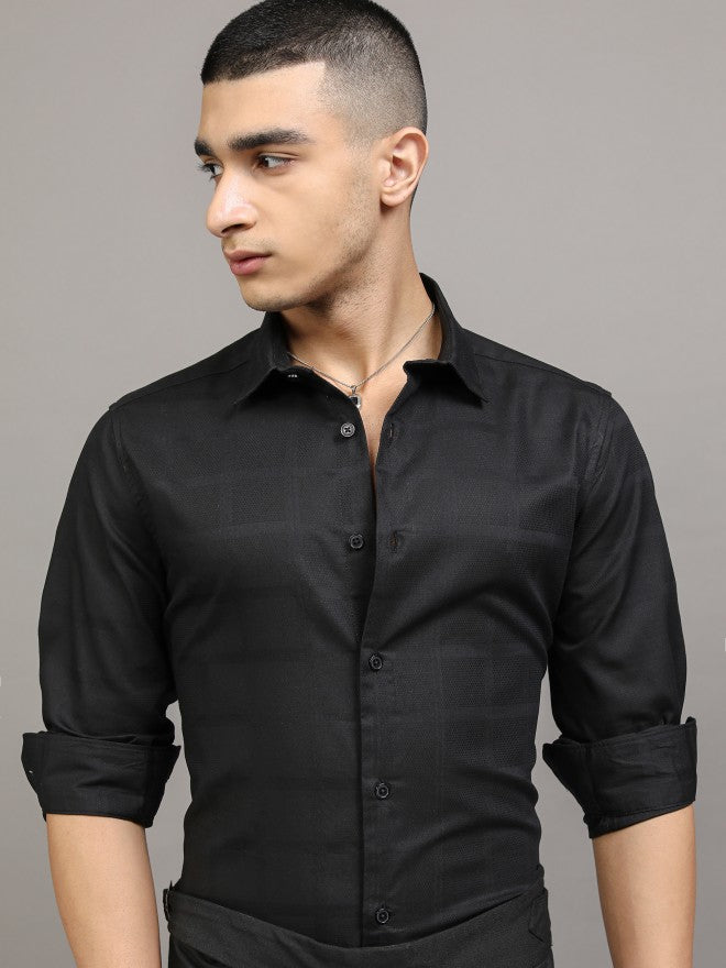 Highlander Men Black Textured Slim Fit Casual Shirt - Black - Image 1