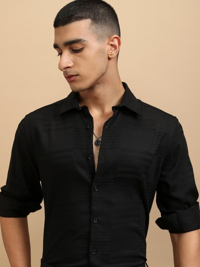 Highlander Men Black Textured Slim Fit Casual Shirt - Black - Image 1