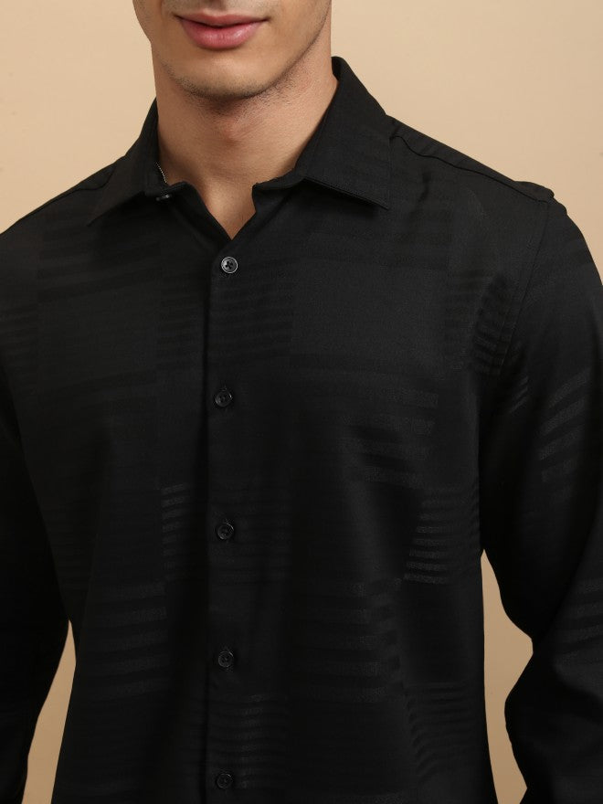 Highlander Men Black Textured Slim Fit Casual Shirt - Black - Image 5