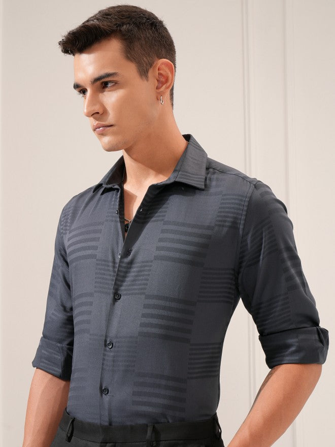Highlander Men Charcoal Textured Slim Fit Casual Shirt - Charcoal - Image 4