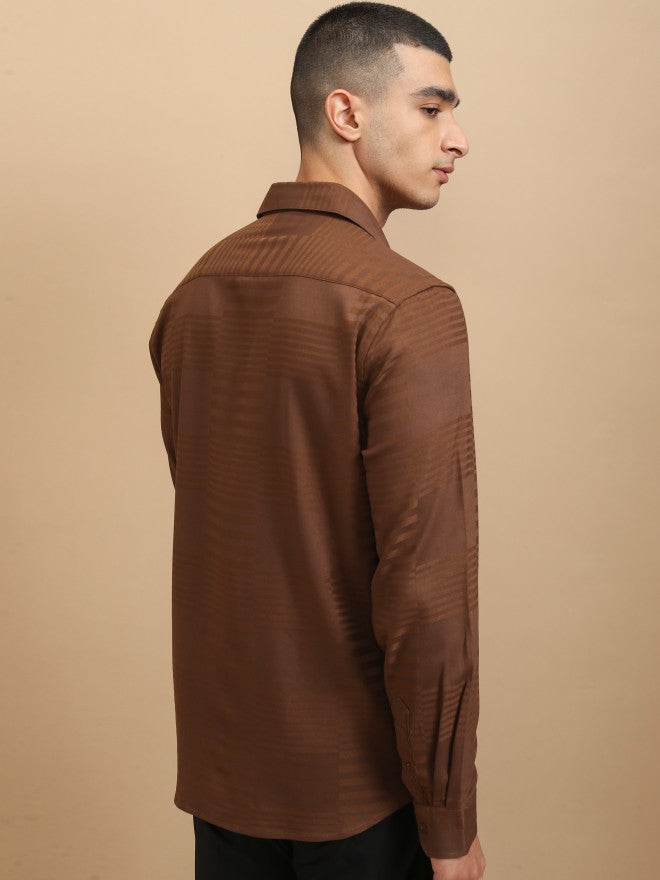 Highlander Men Brown Textured Slim Fit Casual Shirt - Brown - Image 3