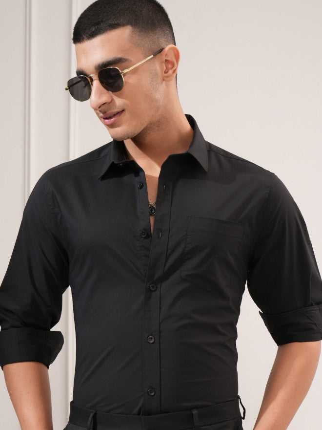 Highlander Men Black Solid Slim Fit Casual Shirt - Black - Image 1