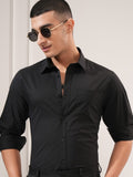 Highlander Men Black Solid Slim Fit Casual Shirt - Black - Image 1