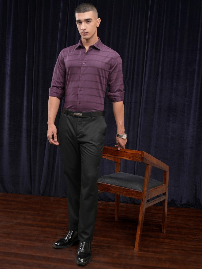 Highlander Men Purple Solid Slim Fit Casual Shirt - Purple - Image 2