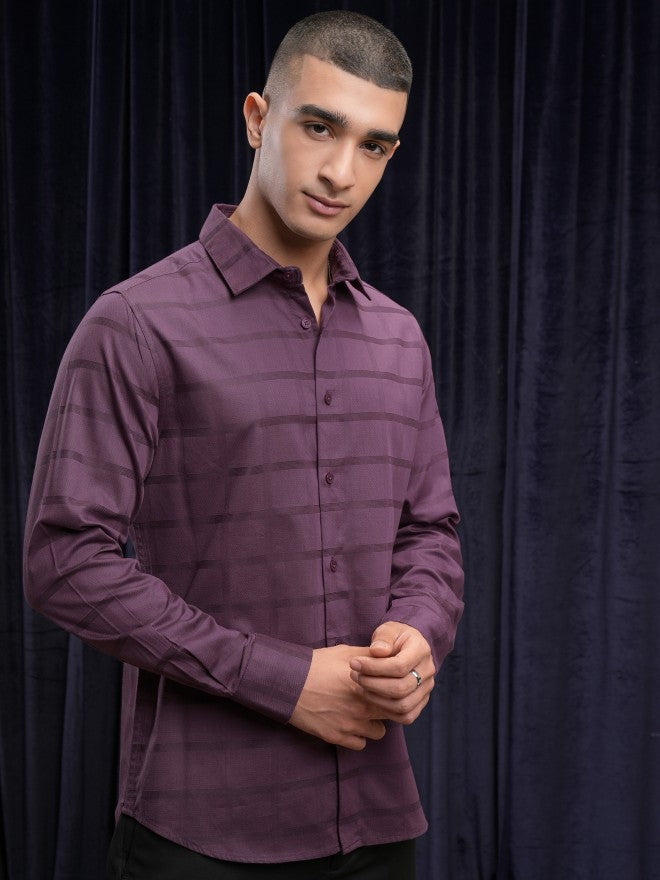 Highlander Men Purple Solid Slim Fit Casual Shirt - Purple - Image 6