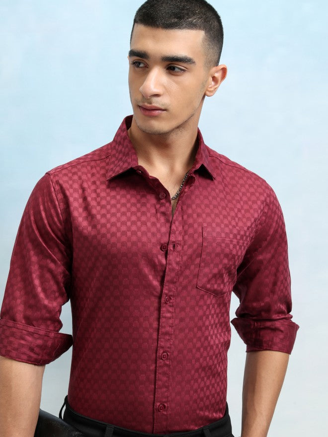 Highlander Men Red Textured Slim Fit Casual Shirt - Red - Image 1