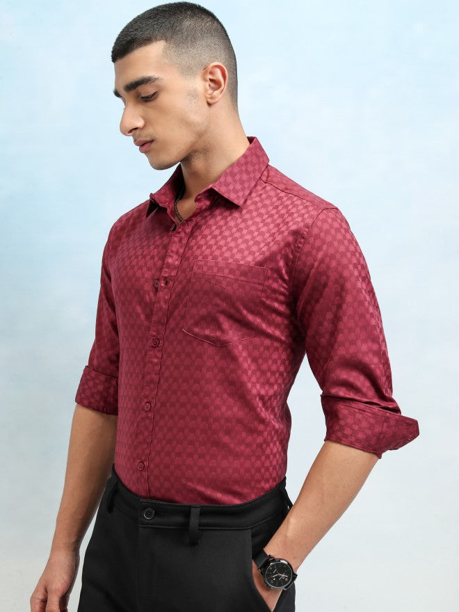 Highlander Men Red Textured Slim Fit Casual Shirt - Red - Image 4