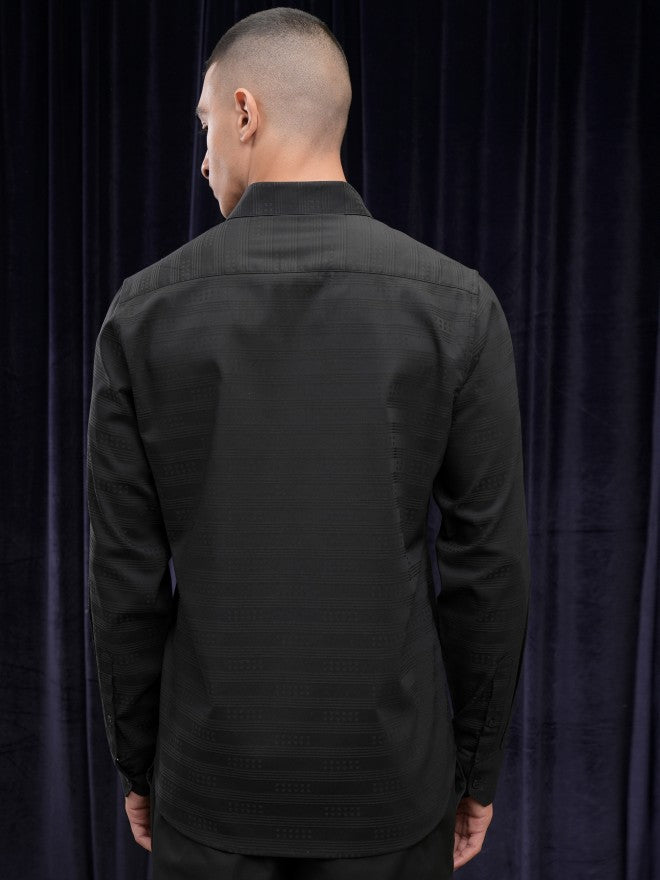 Highlander Men Black Textured Slim Fit Casual Shirt - Black - Image 3