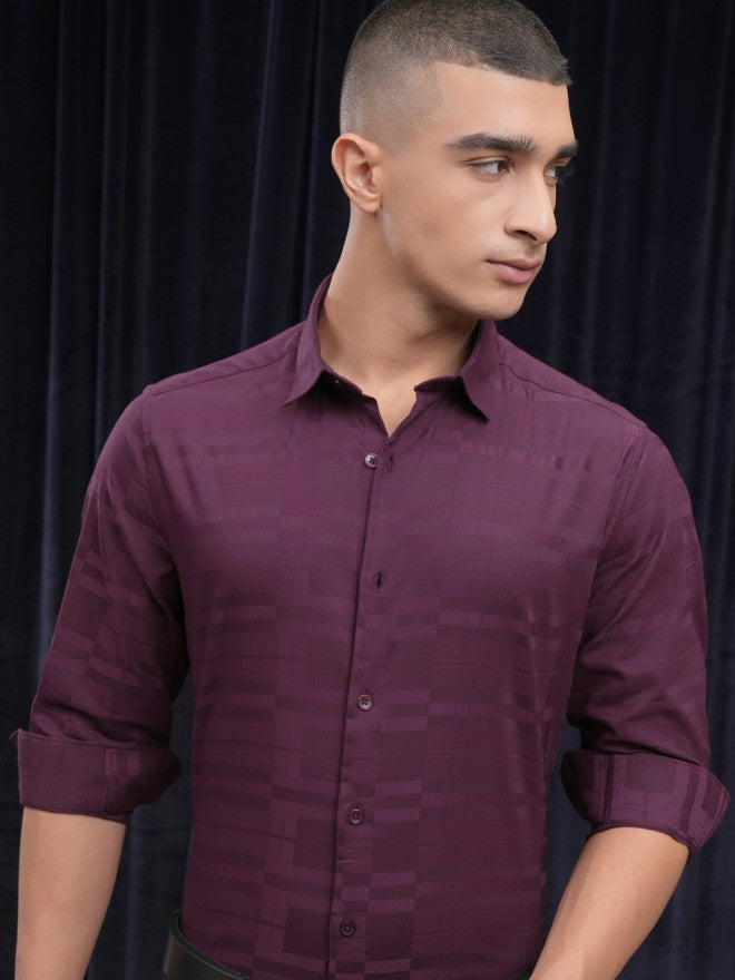 Highlander Men Burgundy Striped Slim Fit Casual Shirt - Green - Image 1
