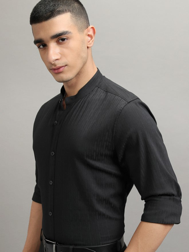 Highlander Men Black Solid Regular Fit Casual Shirt - Black - Image 1