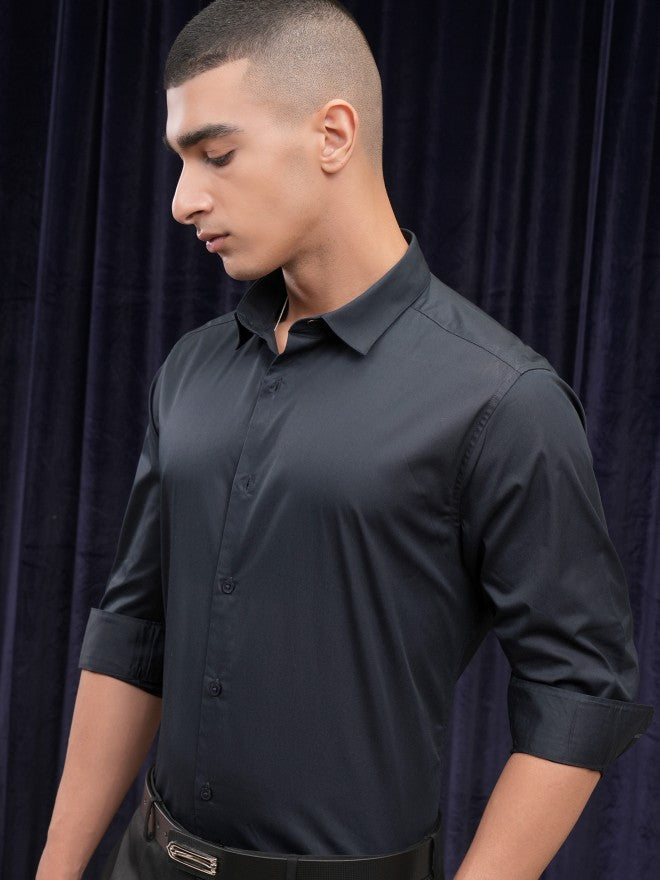 Highlander Men Navy Blue Solid Slim Fit Casual Shirt - Navy Blue - Image 4