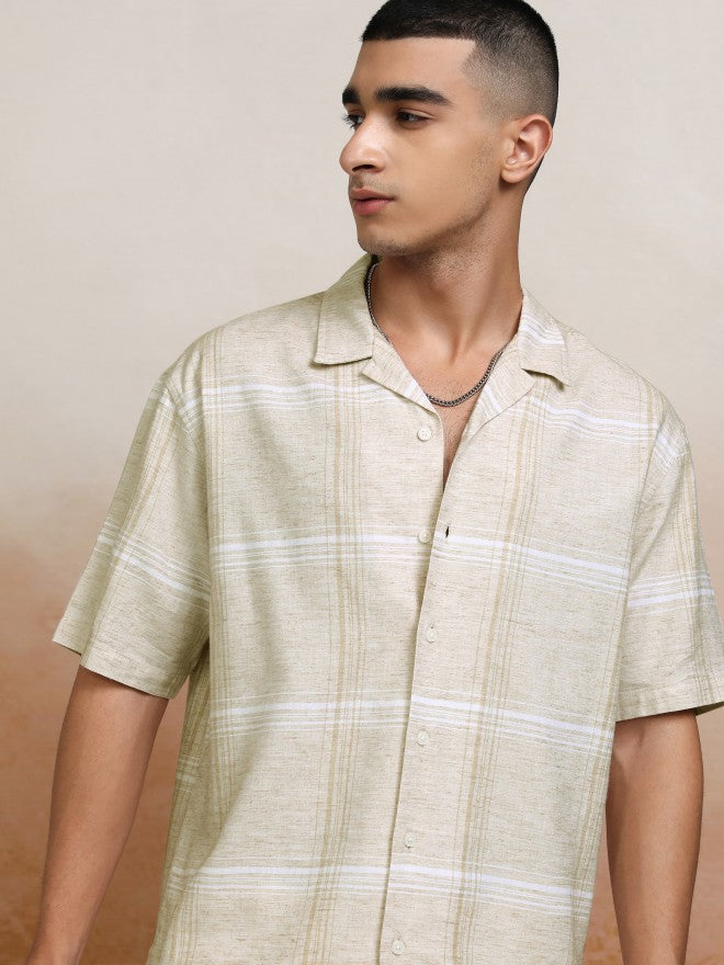 Highlander Men White Checked Relaxed Fit Casual Shirts - White - Image 1