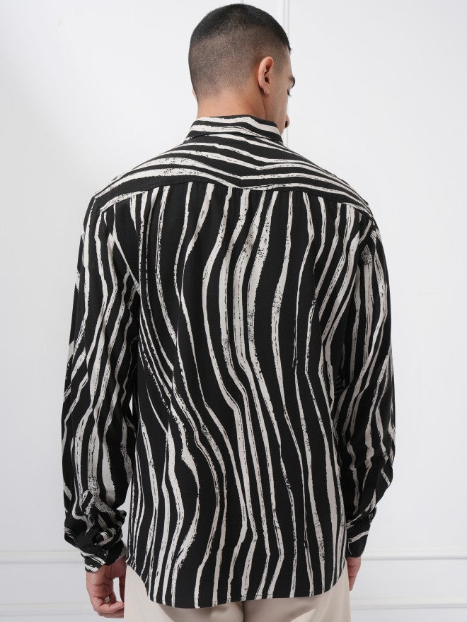Highlander Men Black Printed Relaxed Fit Casual Shirt - Black - Image 3