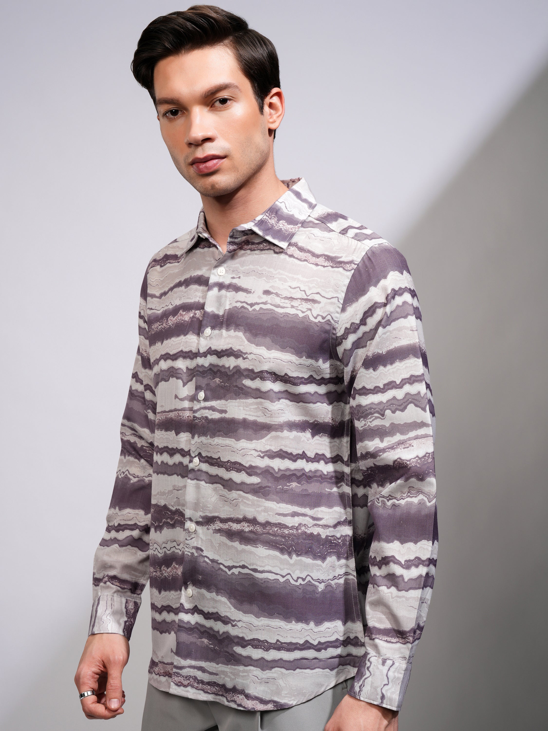 Highlander Men Grey Printed Regular Fit Casual Shirt - Grey - Image 4