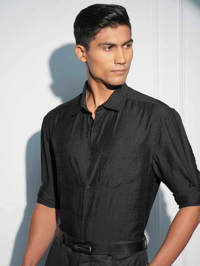 Highlander Men Black Textured Relaxed Fit Casual Shirt - Black - Image 4