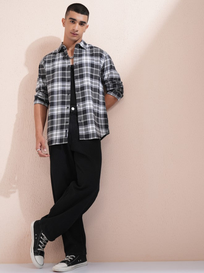 Highlander Men Black Checked Relaxed Fit Casual Shirt - Black - Image 2