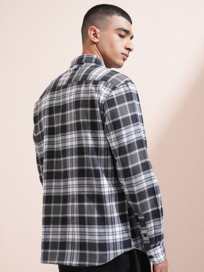 Highlander Men Black Checked Relaxed Fit Casual Shirt - Black - Image 3