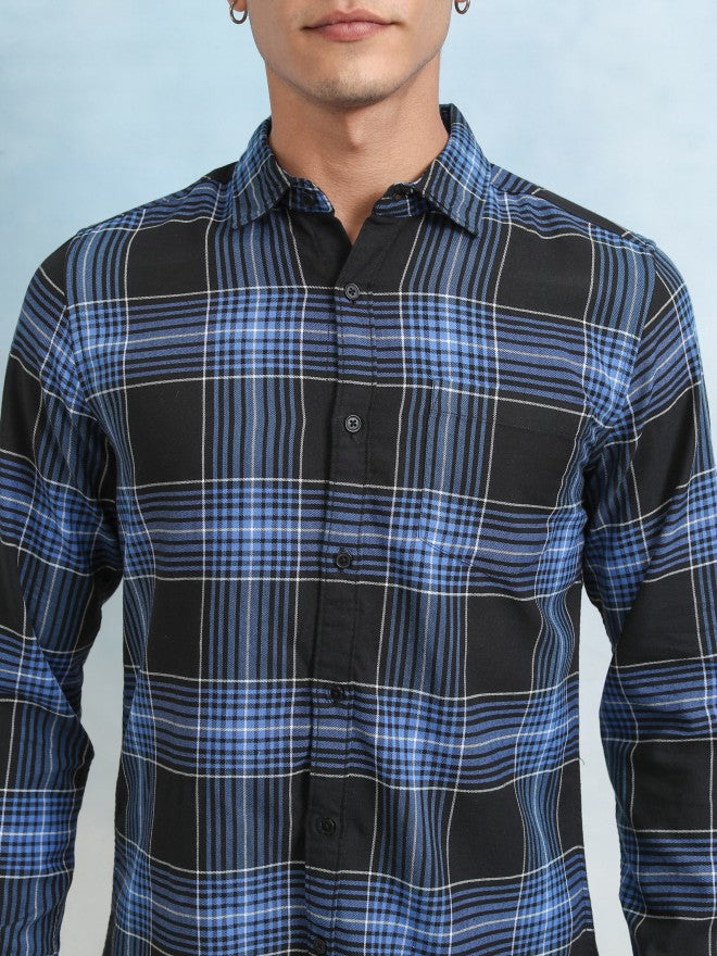 Highlander Men Black Checked Regular Fit Casual Shirt - Black - Image 5