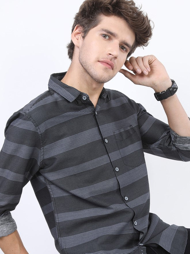 Highlander Men Black Striped Slim Fit Casual Shirt - Black - Image 1