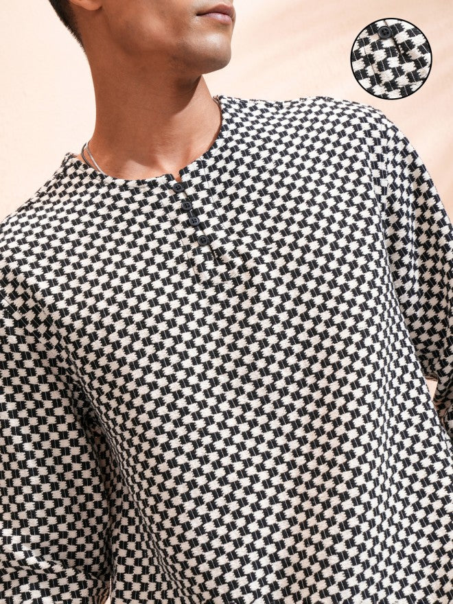 Highlander Men Black Textured Relaxed Fit Casual Shirt - Black - Image 5