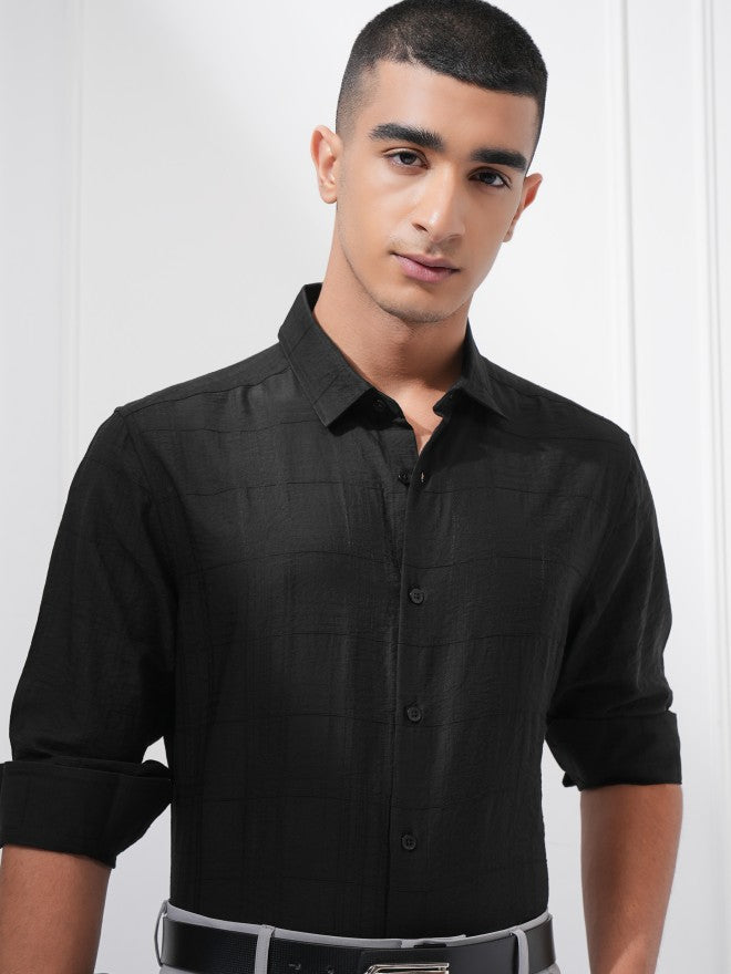 Highlander Men Black Textured Slim Fit Casual Shirt - Black - Image 1