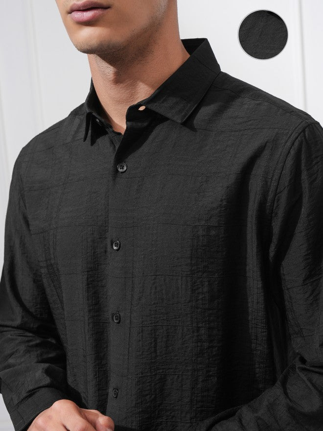 Highlander Men Black Textured Slim Fit Casual Shirt - Black - Image 5