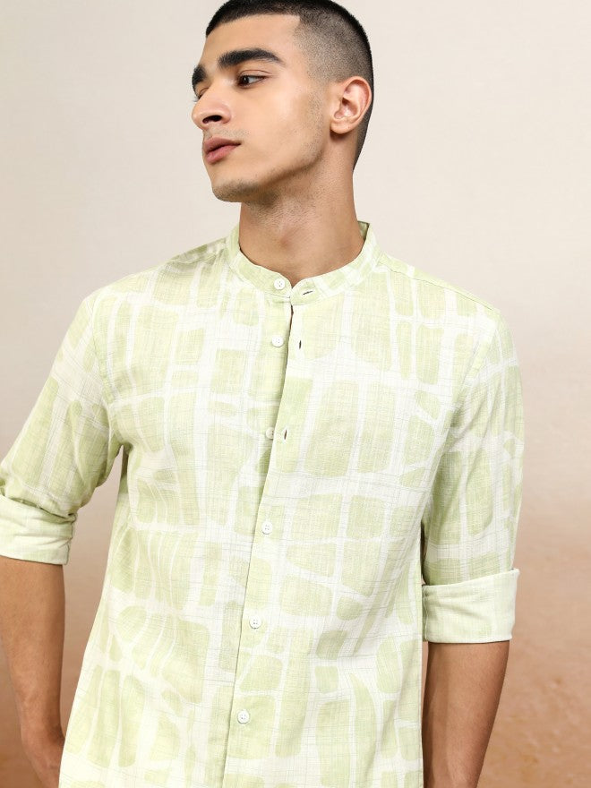 Highlander Men Green Printed Regular Fit Casual Shirt - Green - Image 1