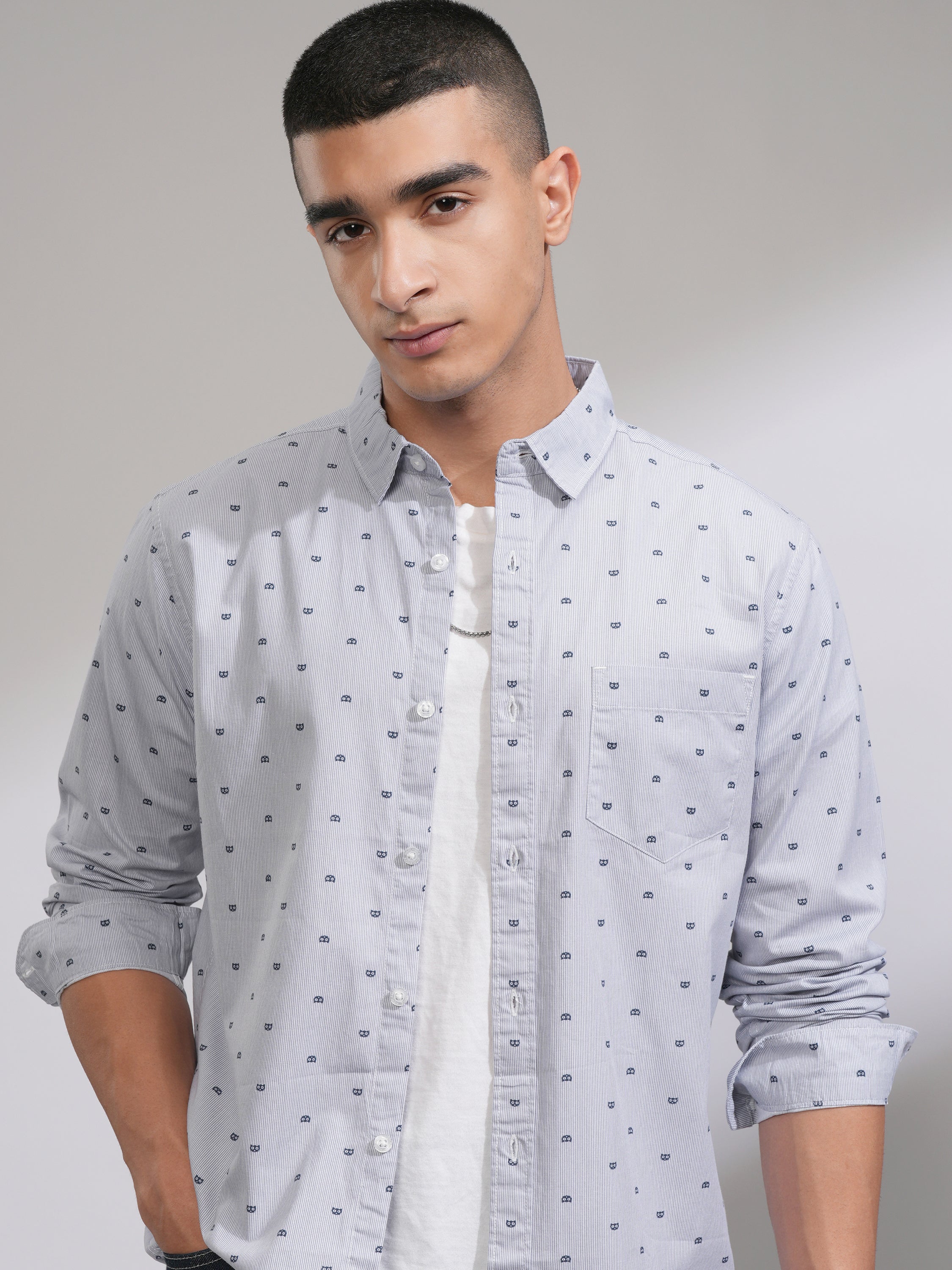 Highlander Men Green Printed Slim Fit Casual Shirt - Green - Image 1