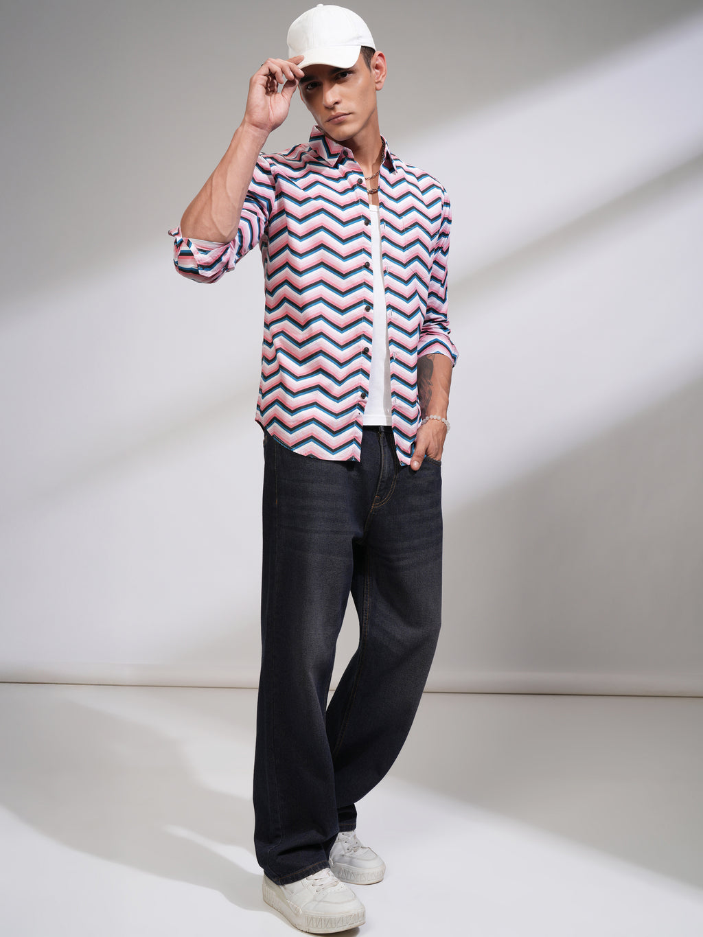 Highlander Men Pink Printed Slim Fit Casual Shirt - Pink - Image 2