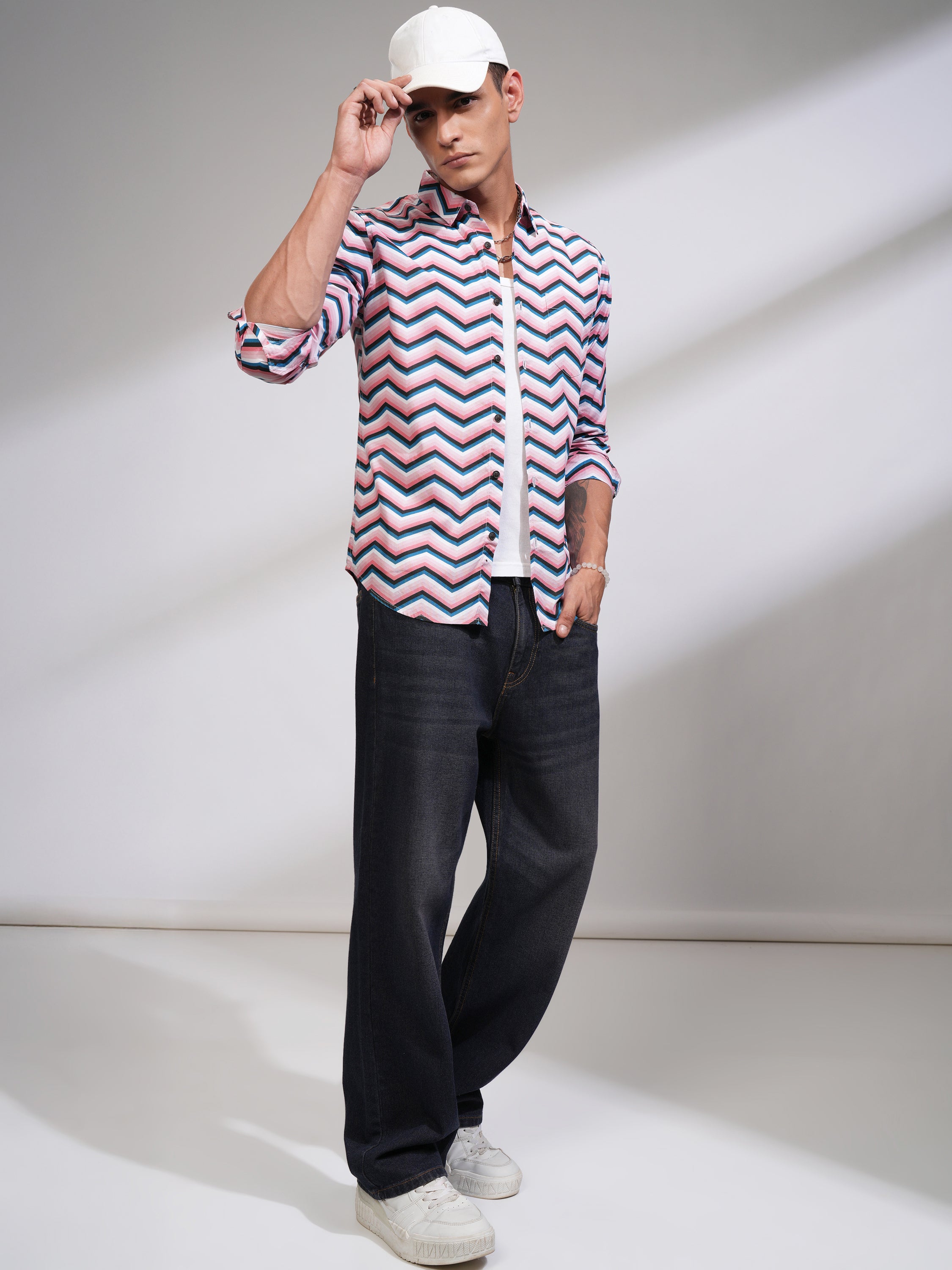 Highlander Men Pink Printed Slim Fit Casual Shirt - Pink - Image 2