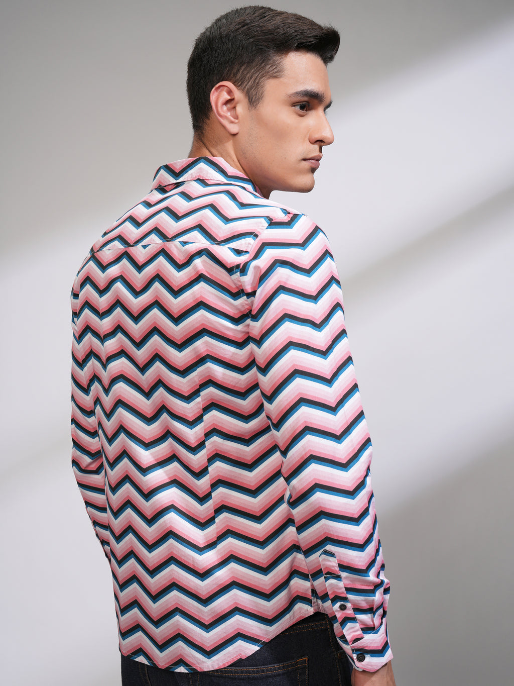 Highlander Men Pink Printed Slim Fit Casual Shirt - Pink - Image 3