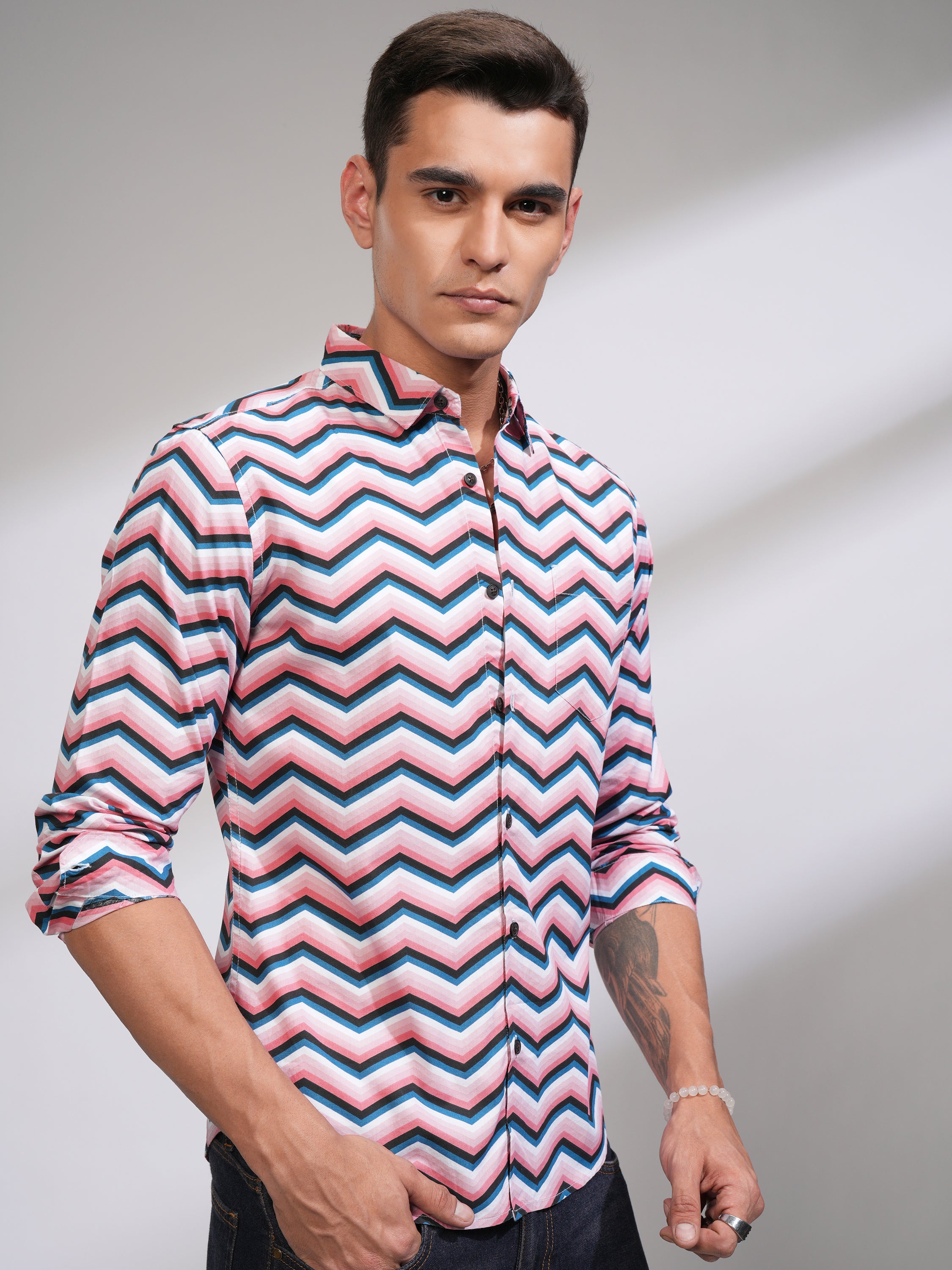 Highlander Men Pink Printed Slim Fit Casual Shirt - Pink - Image 6