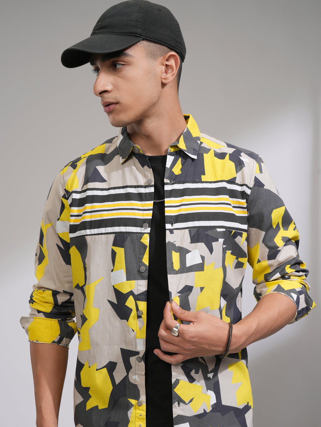 Highlander Men Olive Printed Slim Fit Casual Shirt - Olive - Image 1