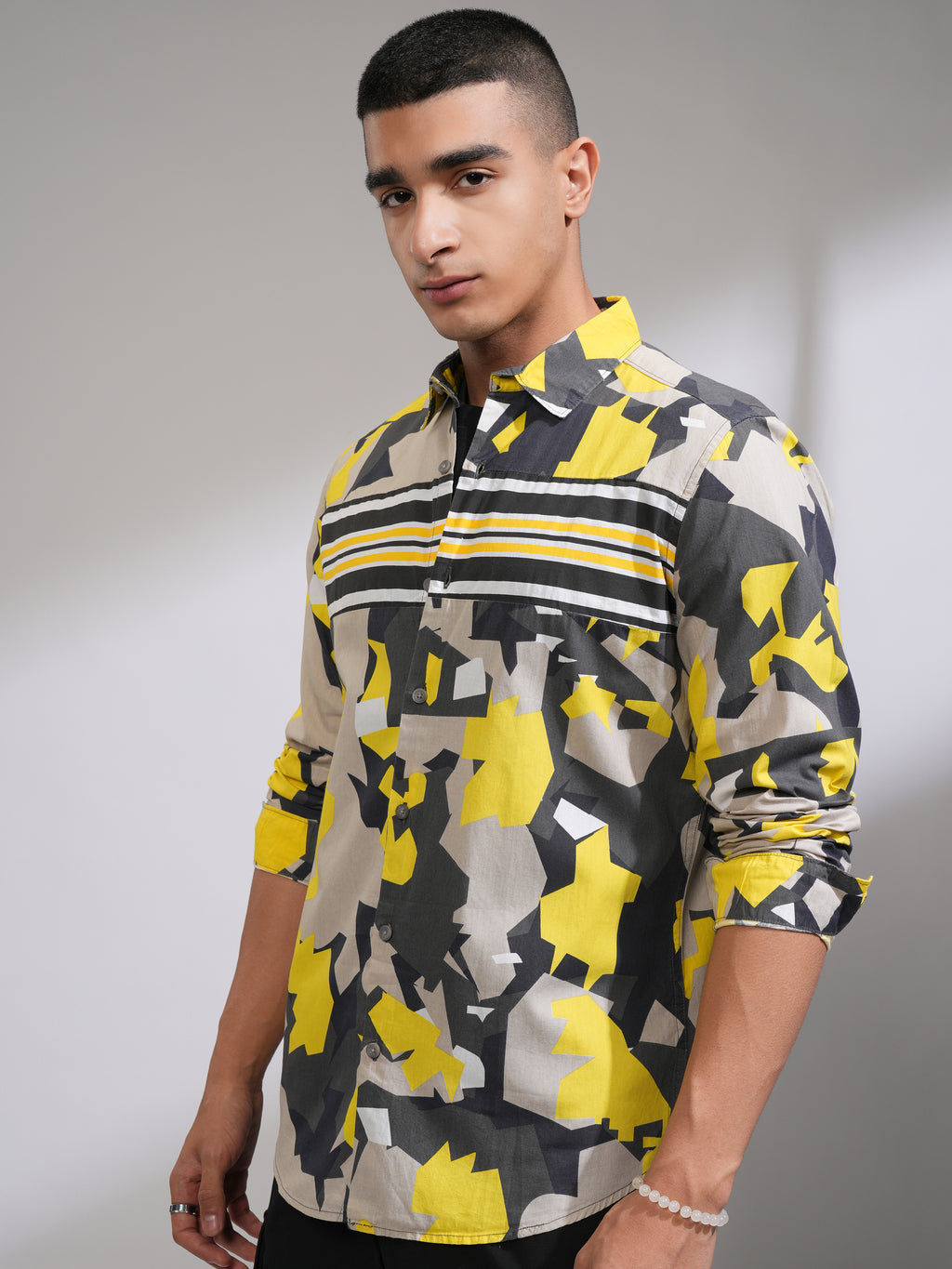Highlander Men Olive Printed Slim Fit Casual Shirt - Olive - Image 4