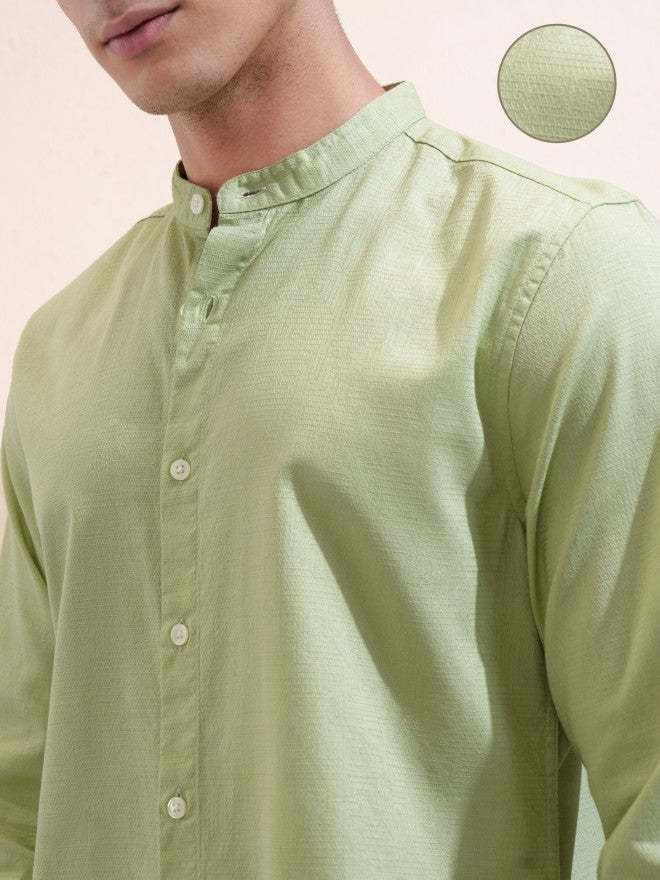Highlander Men Green Solid Regular Fit Casual Shirt - Green - Image 5
