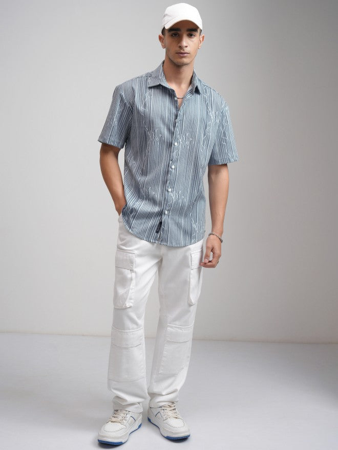 Highlander Men Grey Textured Relaxed Fit Casual Shirt - Grey - Image 2