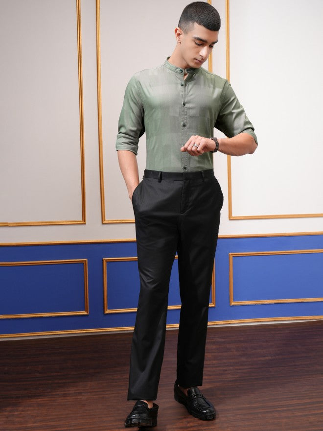 Highlander Men Green Self Design Regular Fit Casual Shirt - Green - Image 2