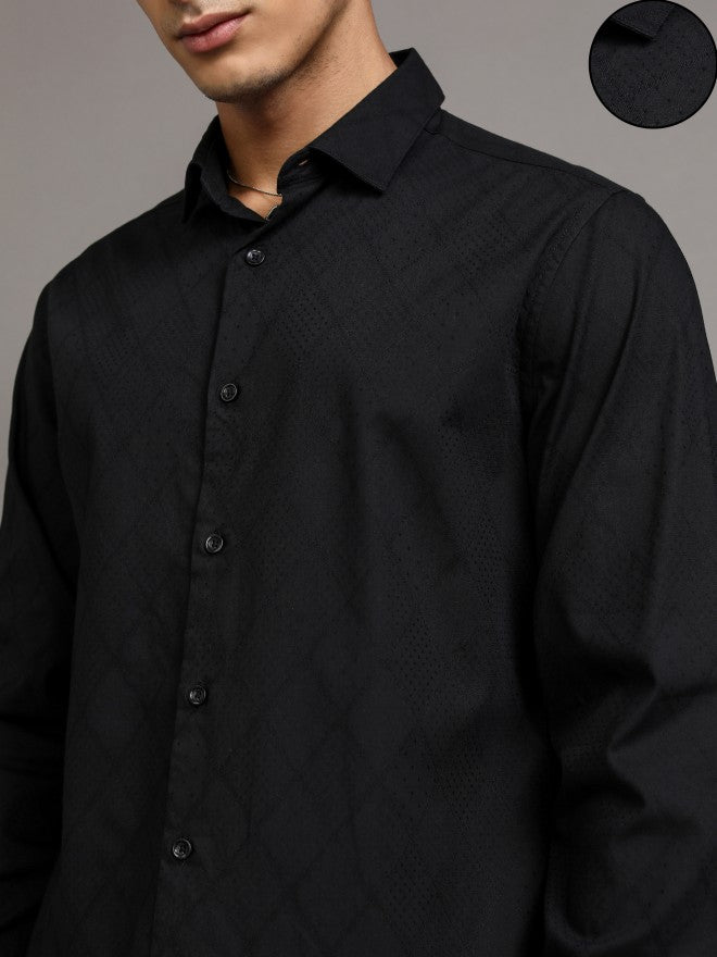 Highlander Men Black Textured Slim Fit Casual Shirts - Black - Image 5