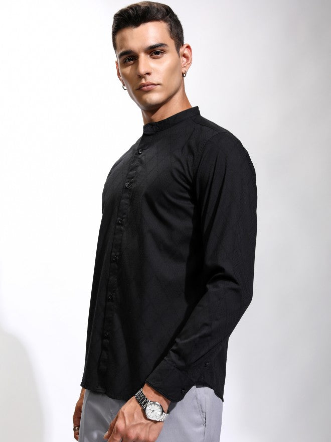 Highlander Men Black Textured Regular Fit Casual Shirt - Black - Image 4