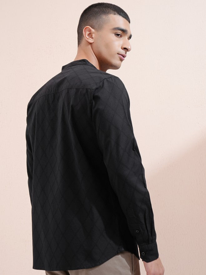 Highlander Men Black Textured Regular Fit Casual Shirt - Black - Image 3