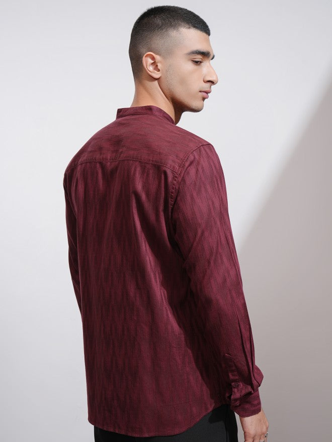 Highlander Men Maroon Textured Regular Fit Casual Shirt - Maroon - Image 3