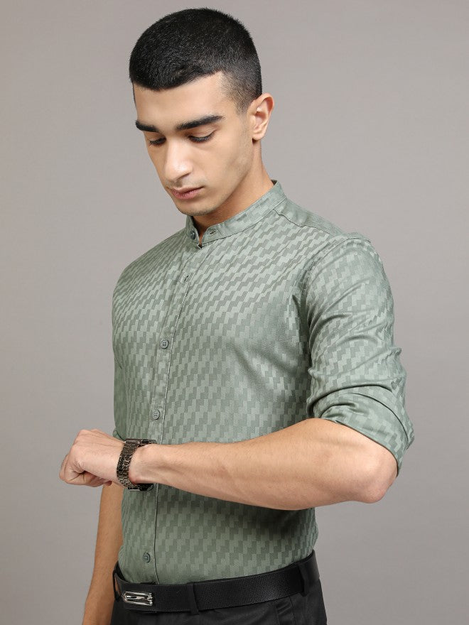 Highlander Men Green Textured Regular Fit Casual Shirt - Green - Image 4