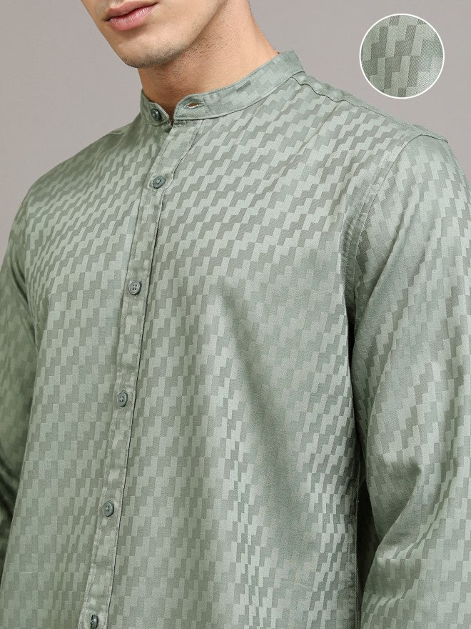 Highlander Men Green Textured Regular Fit Casual Shirt - Green - Image 5