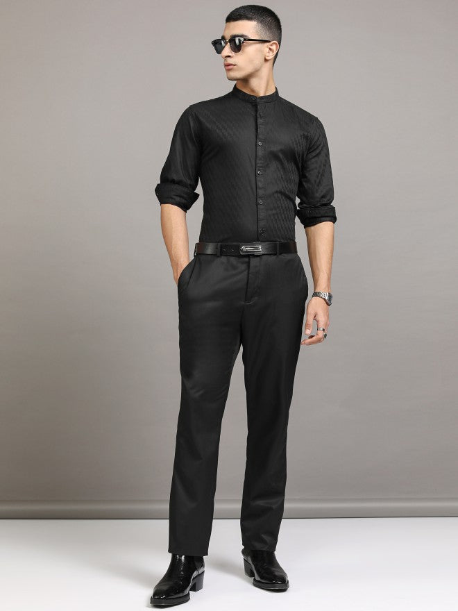 Highlander Men Black Textured Regular Fit Casual Shirt - Black - Image 2