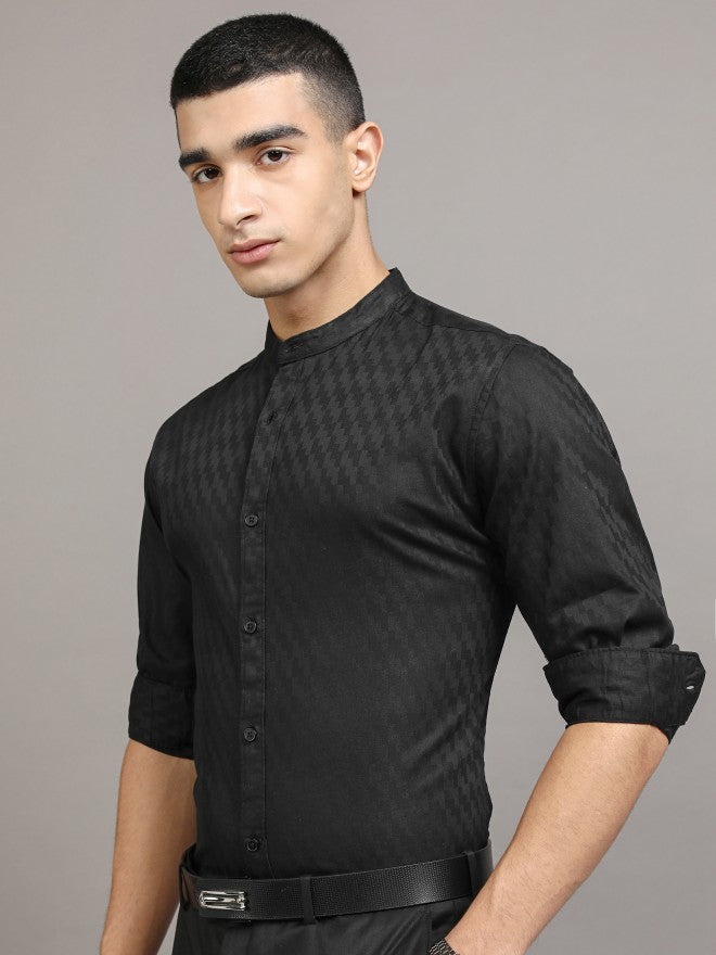 Highlander Men Black Textured Regular Fit Casual Shirt - Black - Image 4