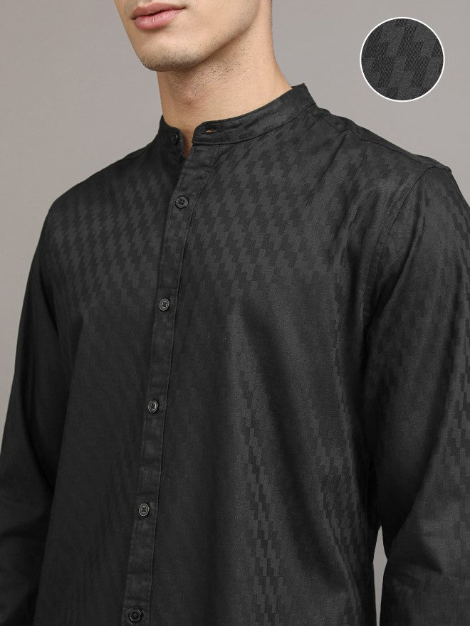 Highlander Men Black Textured Regular Fit Casual Shirt - Black - Image 5