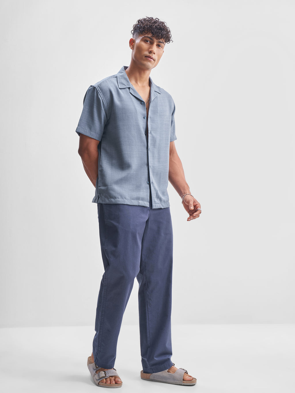 Highlander Men Blue Solid Relaxed Fit Casual Shirt - Blue - Image 2