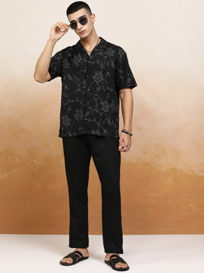 Highlander Men Black Textured Relaxed Fit Casual Shirt - Black - Image 2