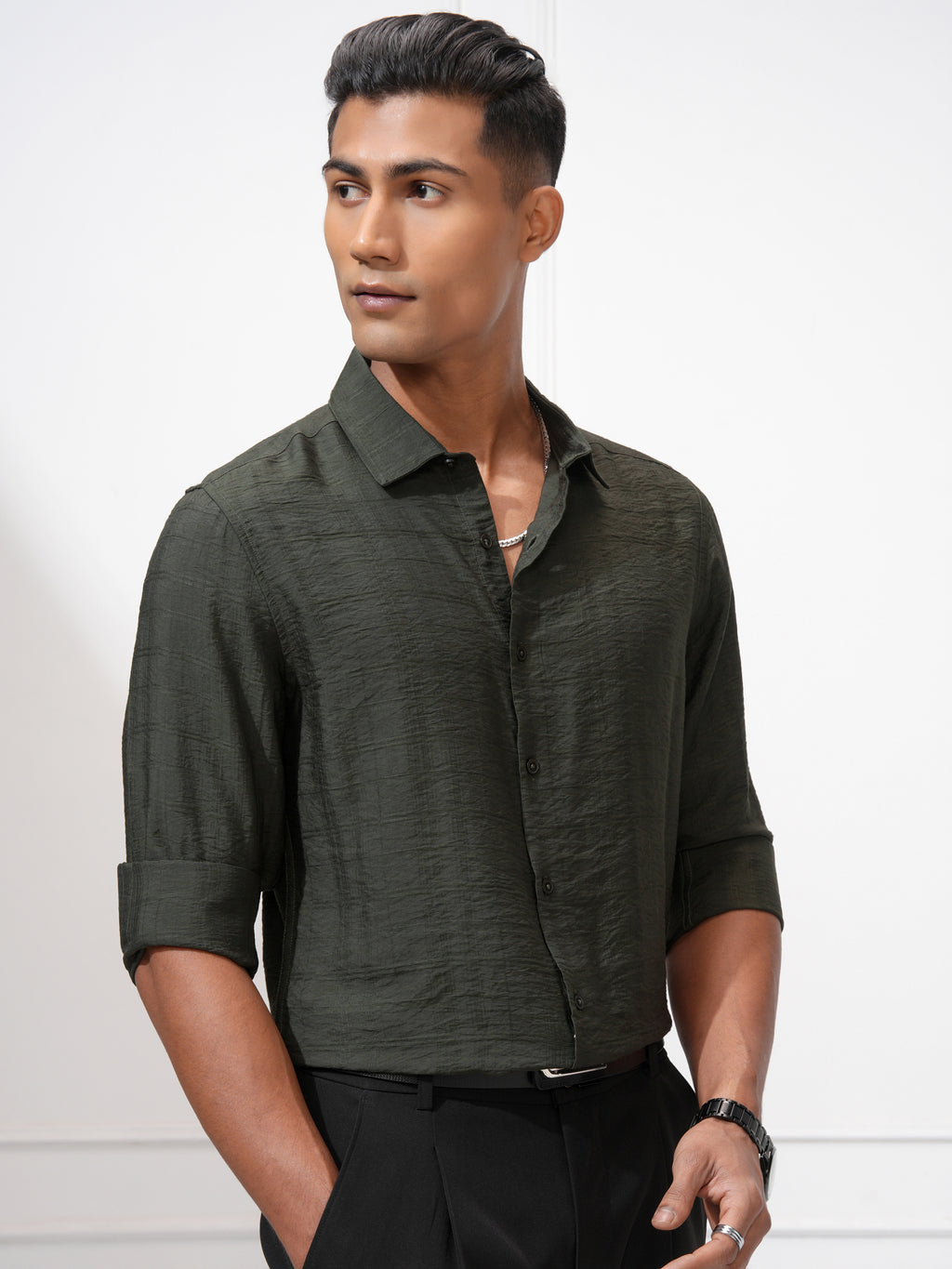 Highlander Men Olive Solid Slim Fit Casual Shirt - Olive - Image 6